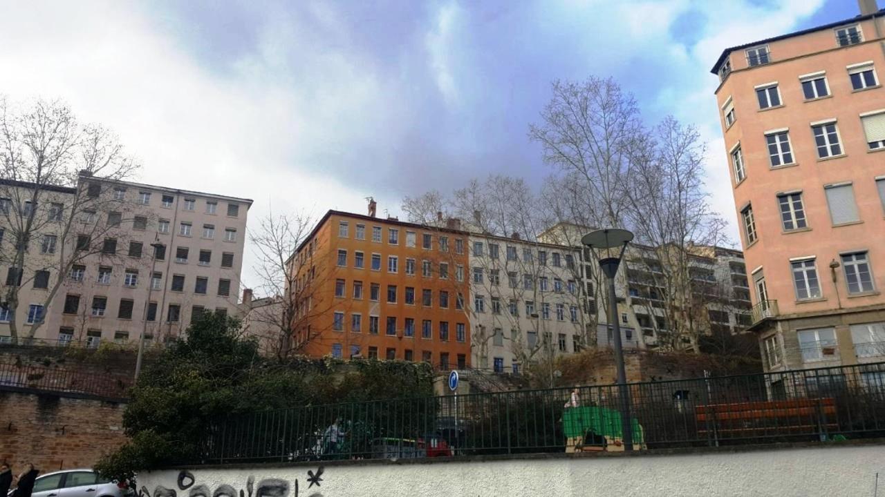 Charmant Appartement Style Canut Pentes Croix Rousse Lyon Dış mekan fotoğraf
